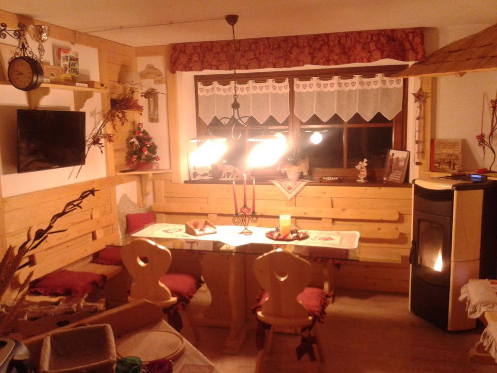 Maso Pin Bed & Breakfast Madonna di Campiglio Exterior photo