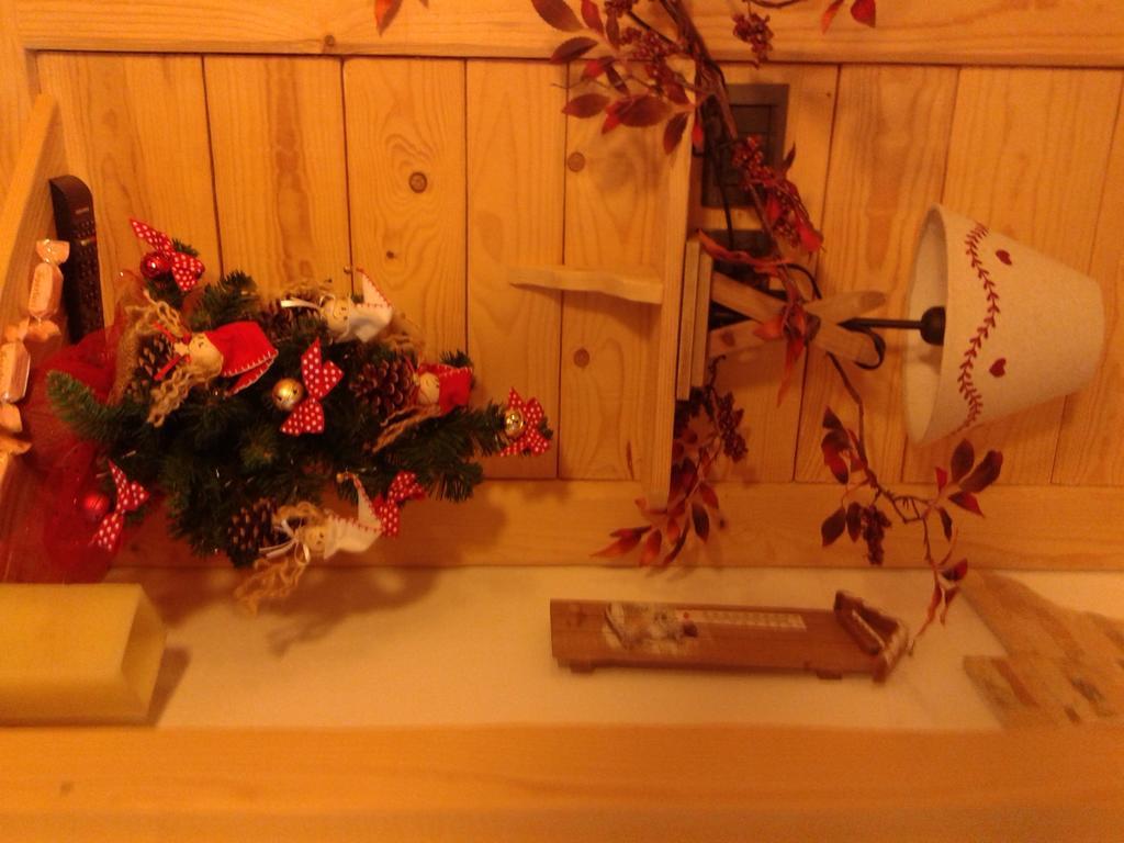 Maso Pin Bed & Breakfast Madonna di Campiglio Exterior photo